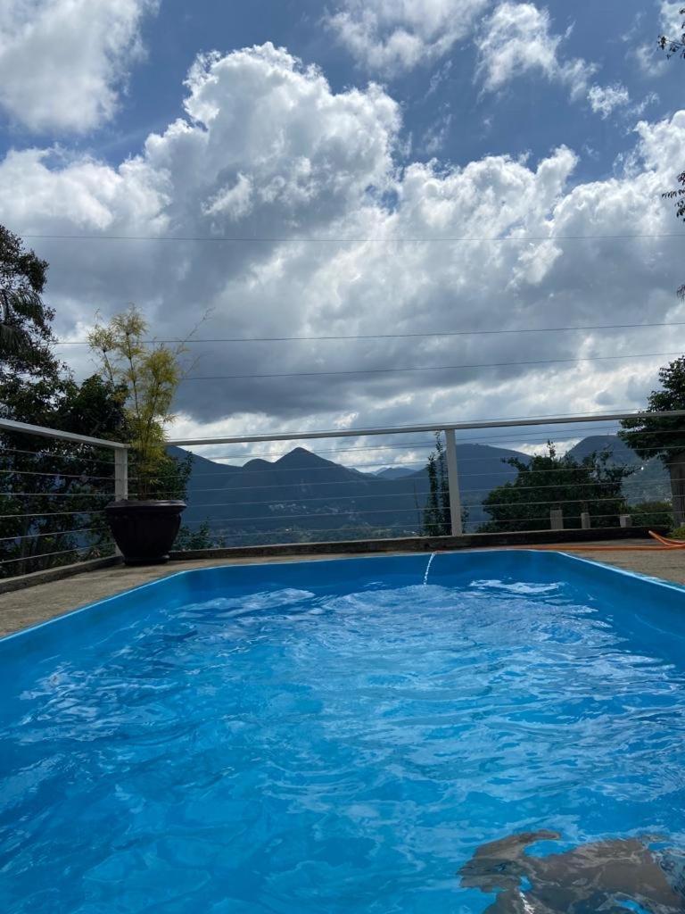 新弗里堡Casa Aconchegante Com Linda Vista A 5 Min Do Centro别墅 外观 照片